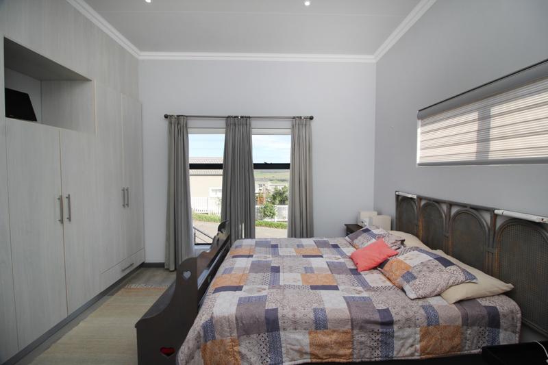 3 Bedroom Property for Sale in Reebok Western Cape